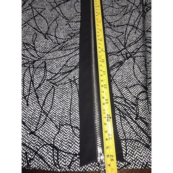 Joseph Ribkoff Women’s Size 8 Black White Abstract Print 2-Way Zip Front Jacket - Picture 11 of 14